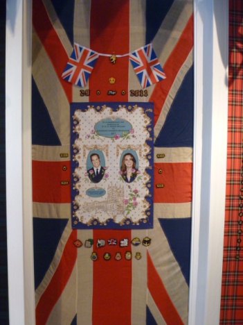 �摜(351x468)�E�g��摜(480x640)