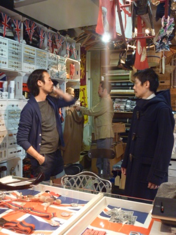 �摜(351x468)�E�g��摜(480x640)