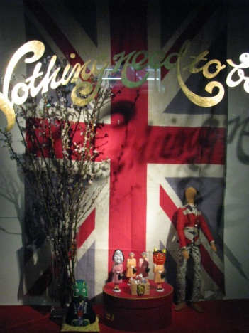 �摜(351x468)�E�g��摜(480x640)