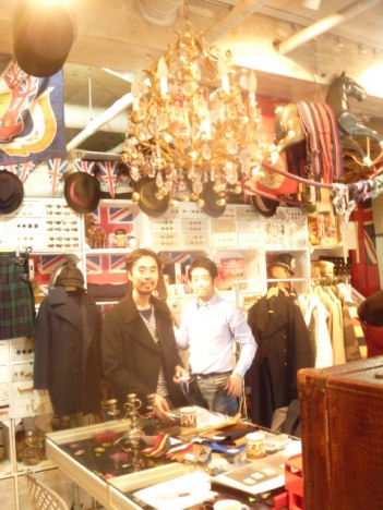 �摜(351x468)�E�g��摜(480x640)