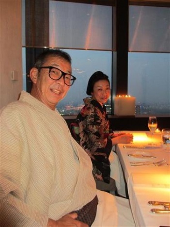 �摜(351x468)�E�g��摜(375x500)